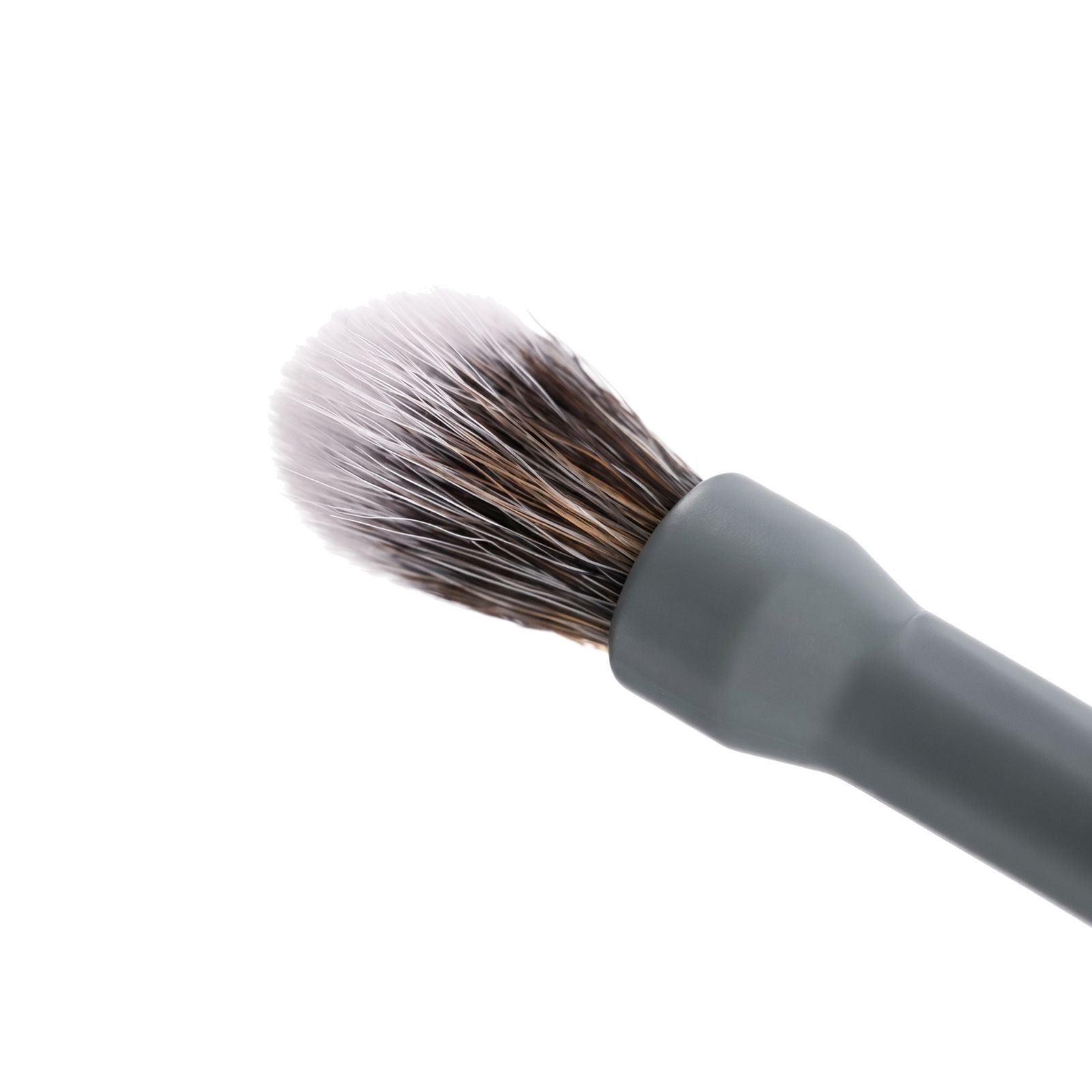 Alix Avien 10-in-1 makeup brush – Blending Brush
