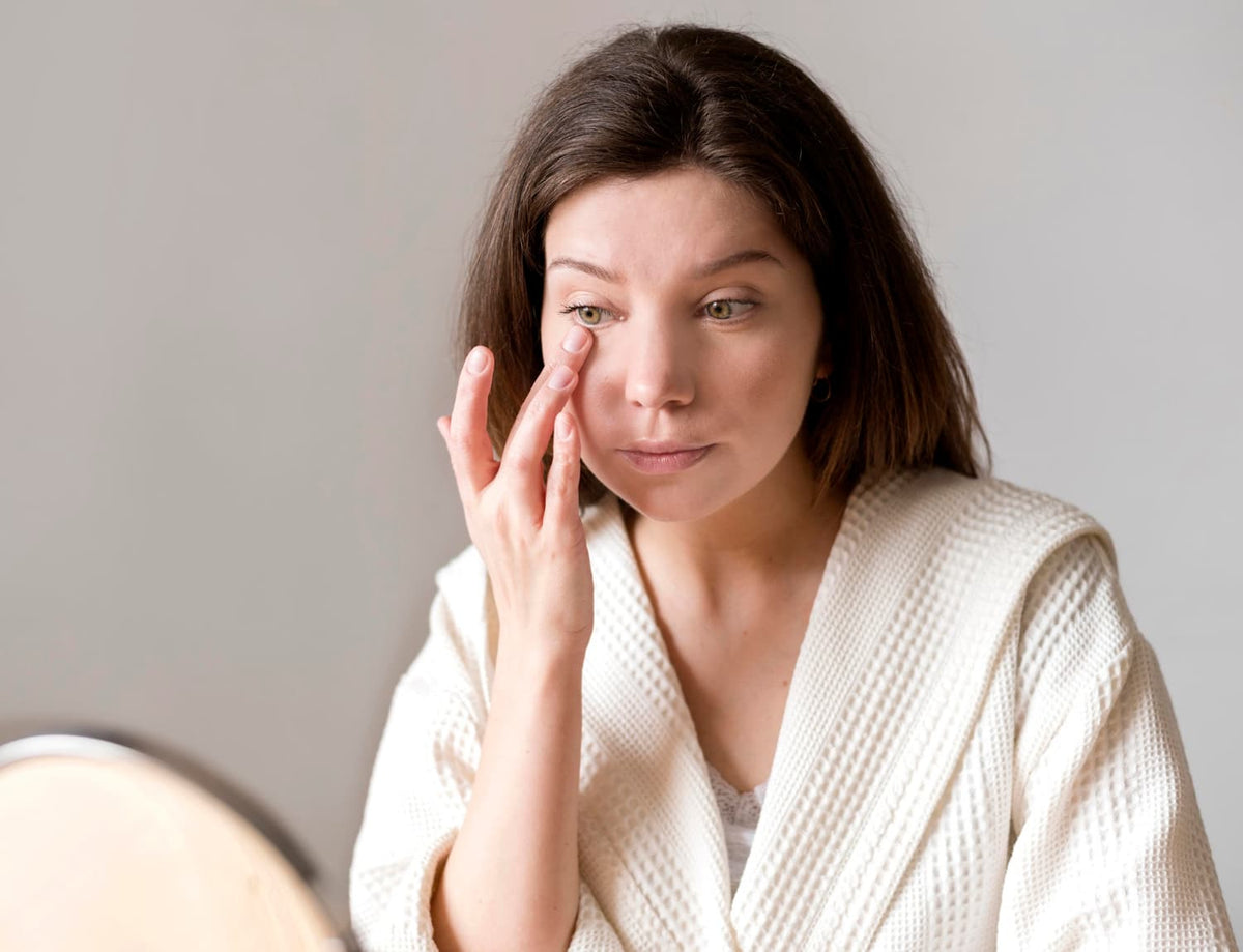 Bring a glow back to pale skin after sleepless, humid nights — Alix Avien blog image