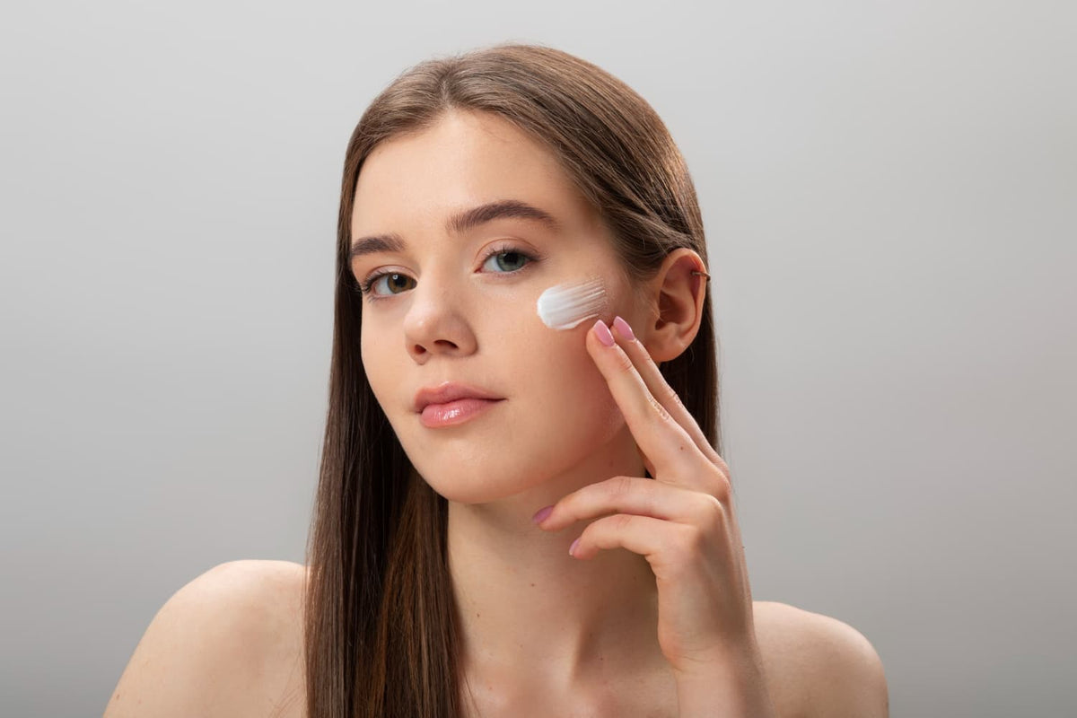 Can I Use a Makeup Primer Instead of a Moisturizer — Alix Avien blog image