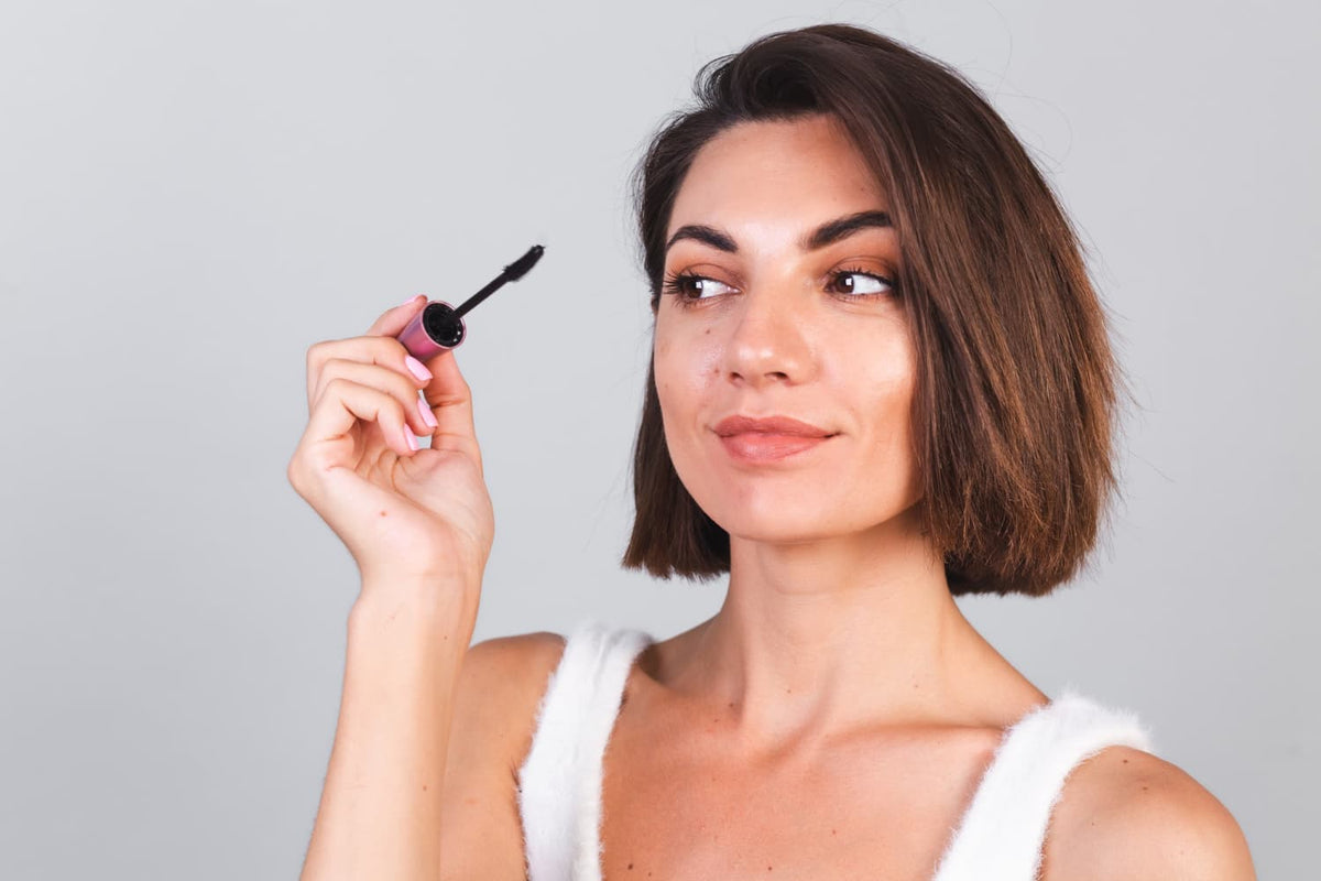 Eyeliner for Your Eye Shape — Alix Avien blog image