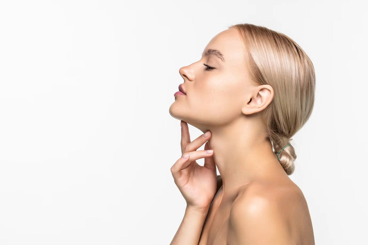 How to Get Rid of a Double Chin: Tips for a Firmer Jawline — Alix Avien blog image
