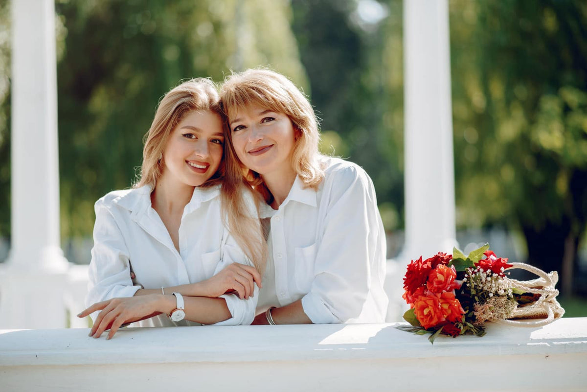 Mother's Day Gifts: For the Moms Who Light Up Our World With Every Smile — Alix Avien blog image