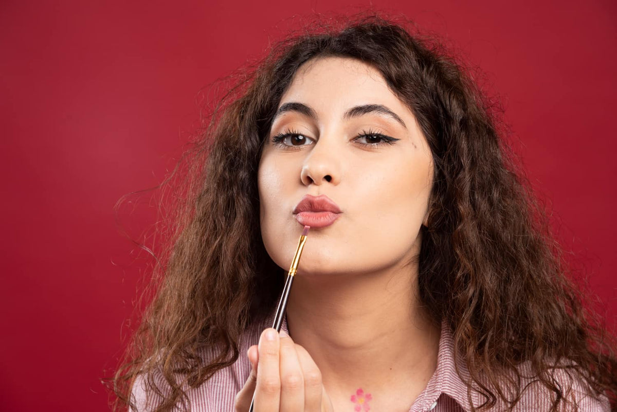Rom-Com Lips trend — Alix Avien blog image