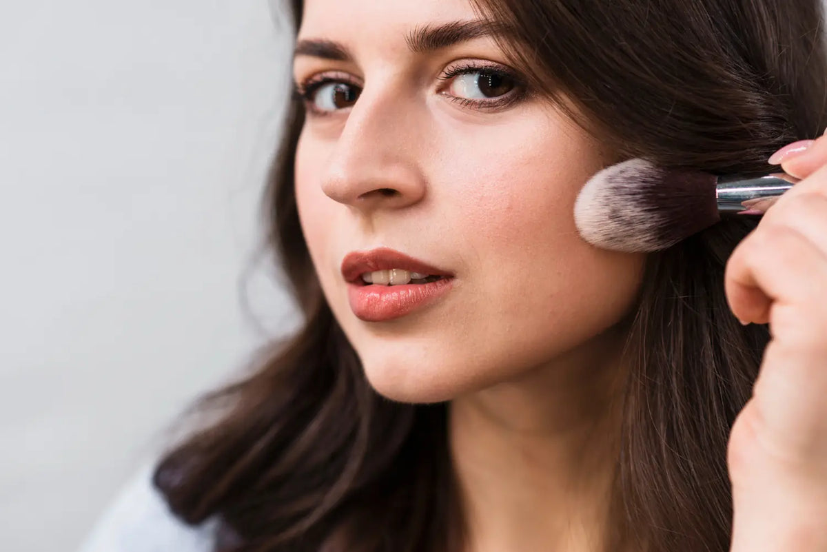 Why Does My Makeup Look Cakey? 6 Causes and How to Fix Them — Alix Avien blog image