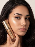 Alix Avien Shine-Up Liquid Highlighter