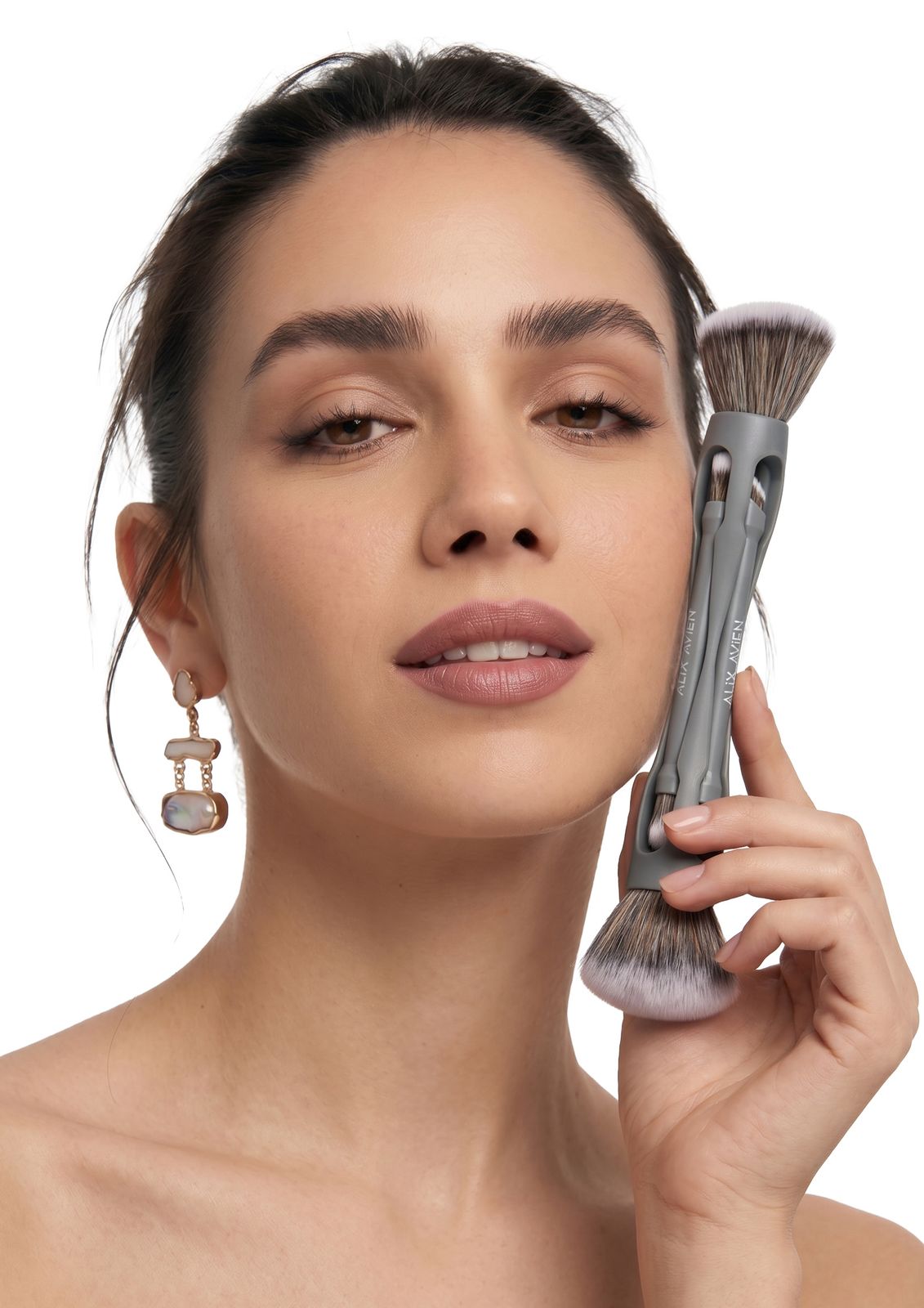 Alix Avien 10-in-1 multifunctional makeup brush
